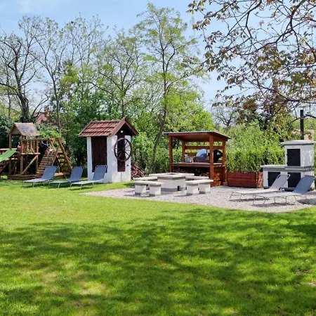 Trinity Vendeghaz Σπίτι διακοπών *