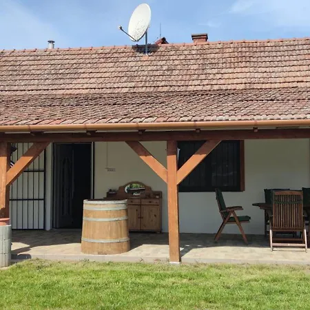 Trinity Vendeghaz Holiday home Abadszalok
